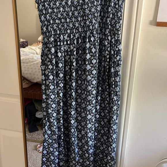 Croft & Barrow | Smocked Swing Midi Dress - Picture 2 of 5